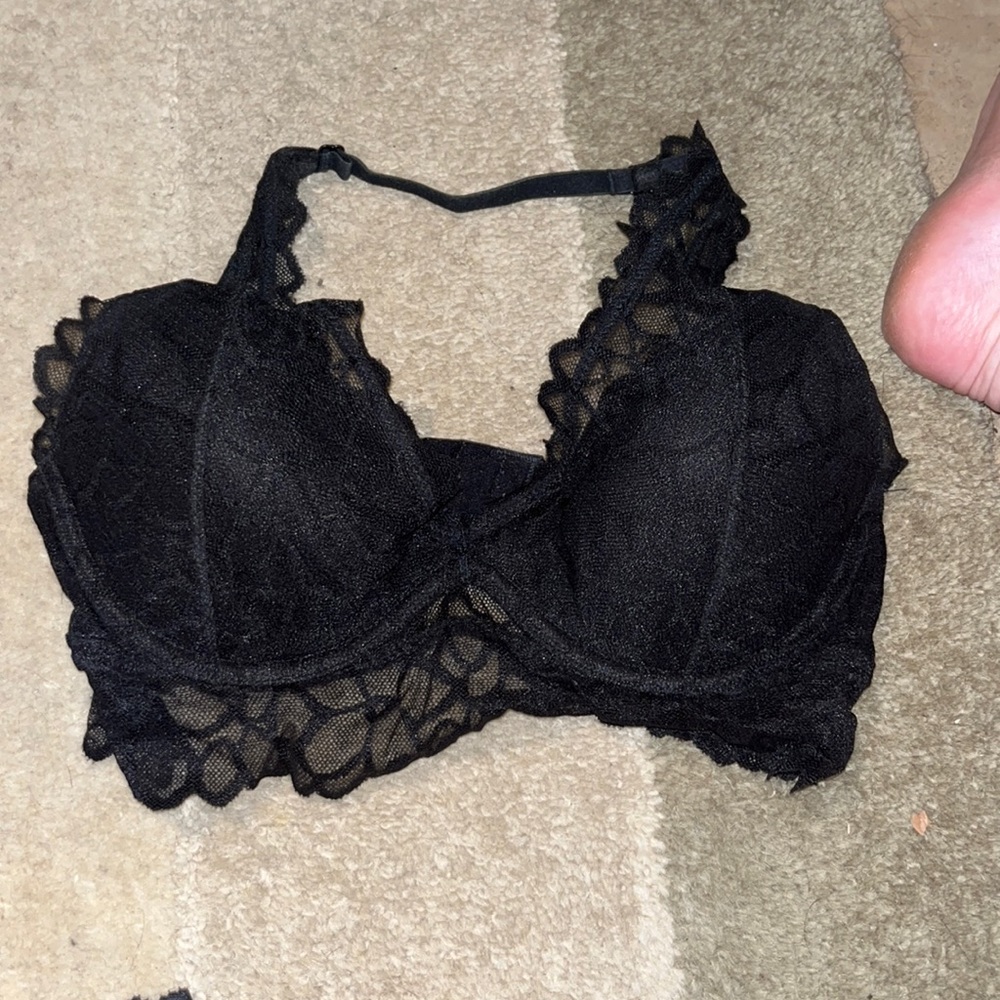 VS PINK BLACK HALTER BRALETTE